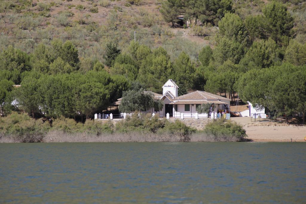 Centro De Ocio Alua Casa Rural Iznajar Lago De Andalucia Eksteriør bilde