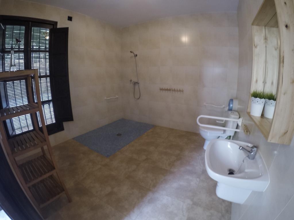 Centro De Ocio Alua Casa Rural Iznajar Lago De Andalucia Eksteriør bilde
